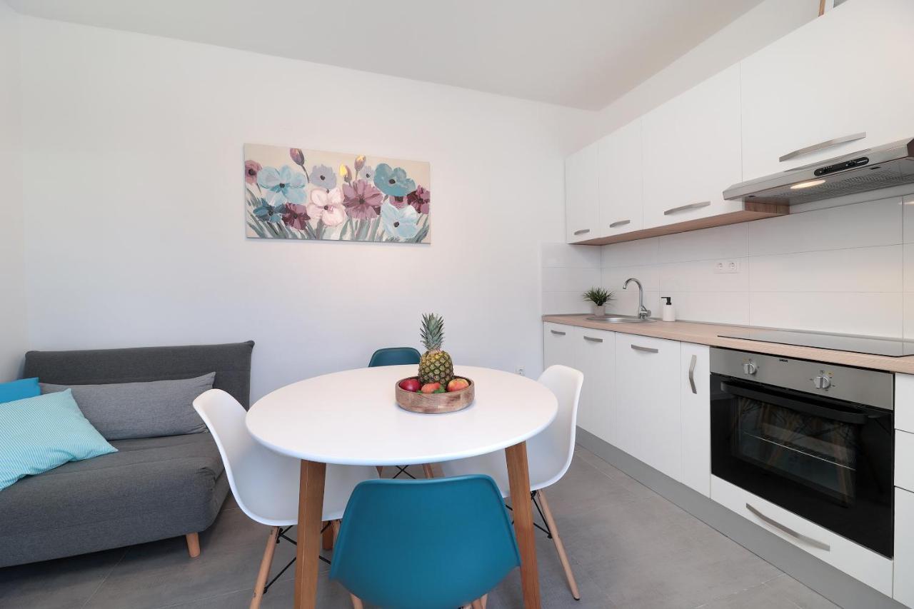 Blue Sunrise Apartment Vrsi Eksteriør bilde